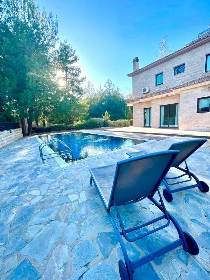 Irinas Country Home! Τριμίκλινη Εξωτερικό φωτογραφία